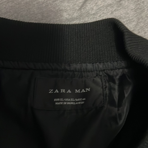Zara Quilted Bomber Jacket - Picture 2 of 4